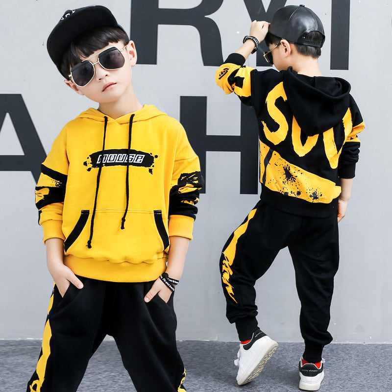 Conjunto esportivo com capuz para menino – estilo casual e funcional