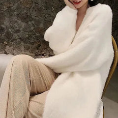 Cardigan Longo Branco Mulher – Casaco de Inverno Macio em Cachemire Tricotado